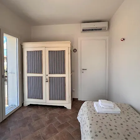 Apartment Castellini-private Parking